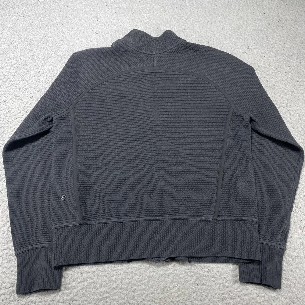 Lululemon On Repeat Bomber Women's‎ Size 6 Medium Black Textured Cotton Full Zip